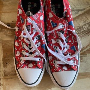 Hello Kitty Converse